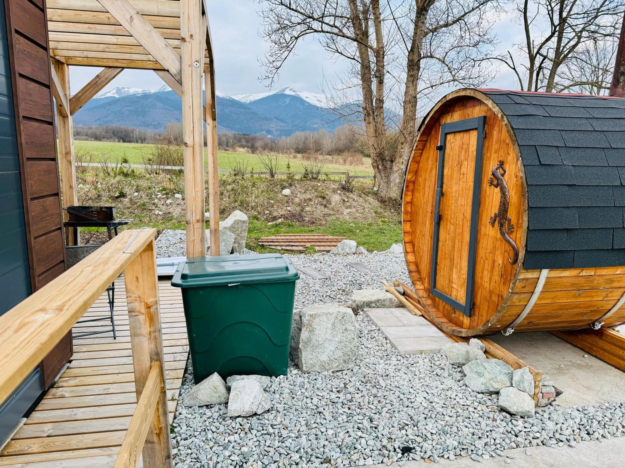 Tiny House With Mountain Views Apartment Turany Luaran gambar