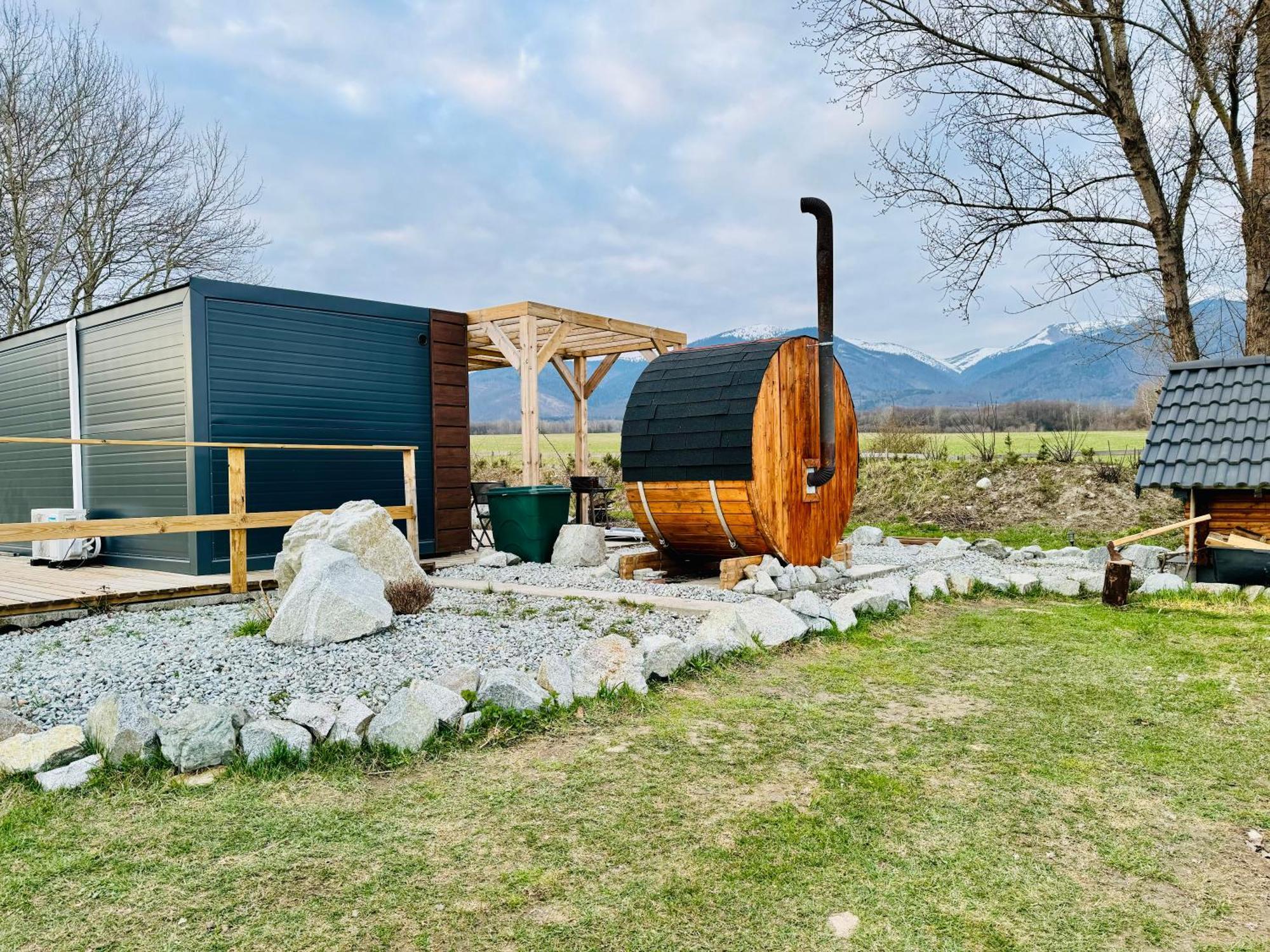 Tiny House With Mountain Views Apartment Turany Luaran gambar